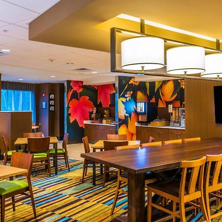 Fairfield Inn & Suites By Marriott Atlanta פיירבורן מראה חיצוני תמונה
