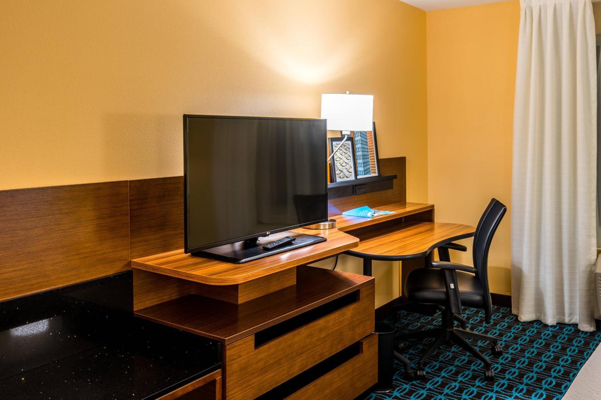 Fairfield Inn & Suites By Marriott Atlanta פיירבורן מראה חיצוני תמונה
