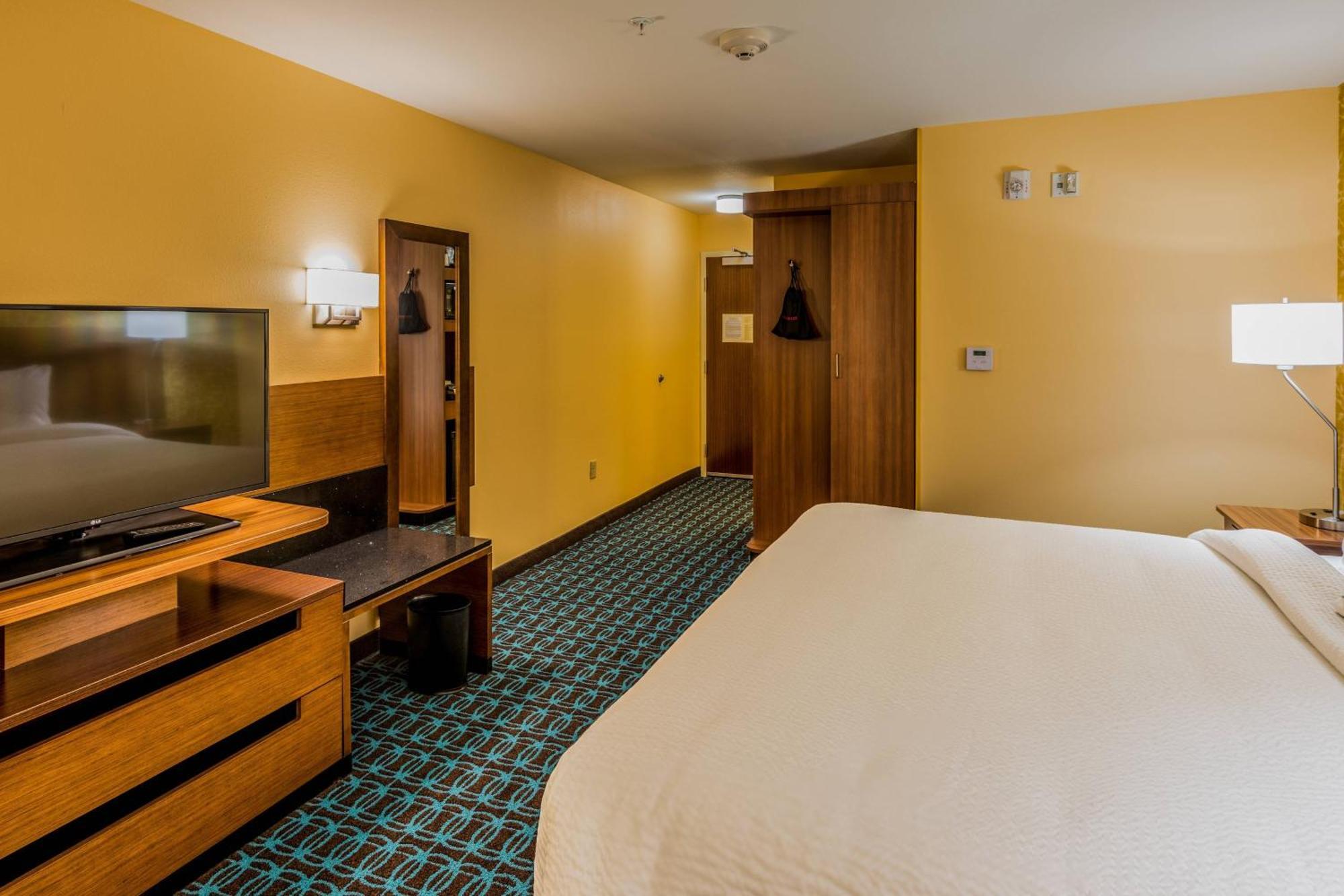 Fairfield Inn & Suites By Marriott Atlanta פיירבורן מראה חיצוני תמונה